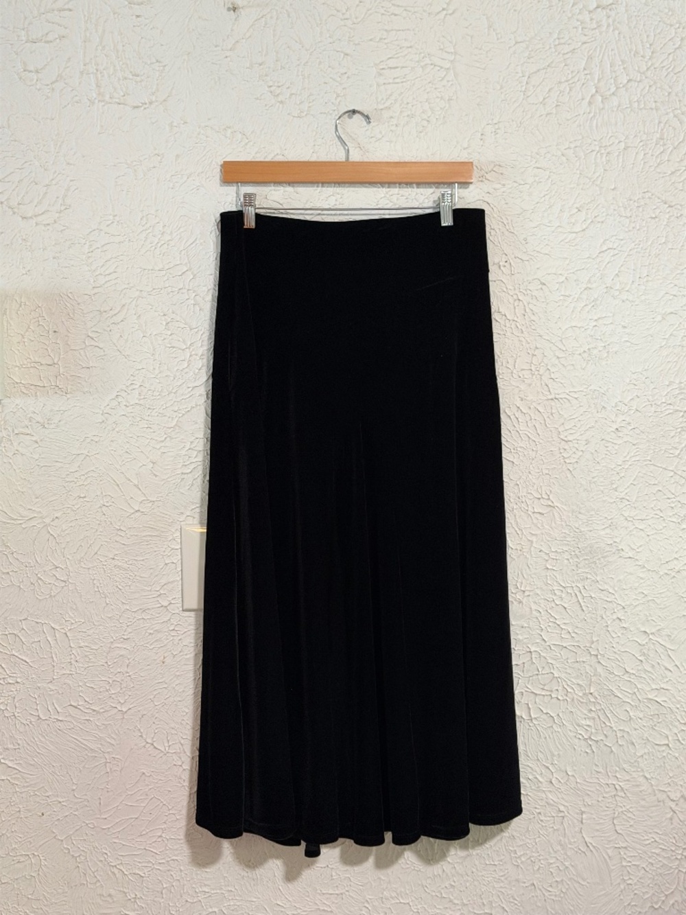 Jones New York Signature Black Velvet Maxi Skirt Women’s Large